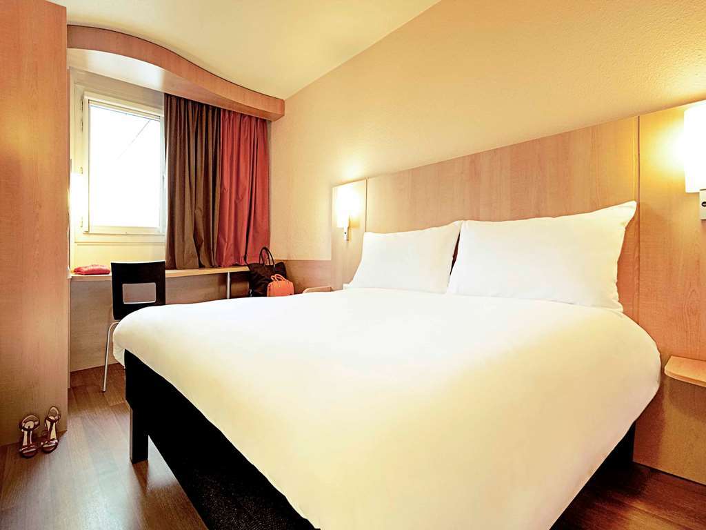 Ibis Chateau De Фонтенбло Номер фото