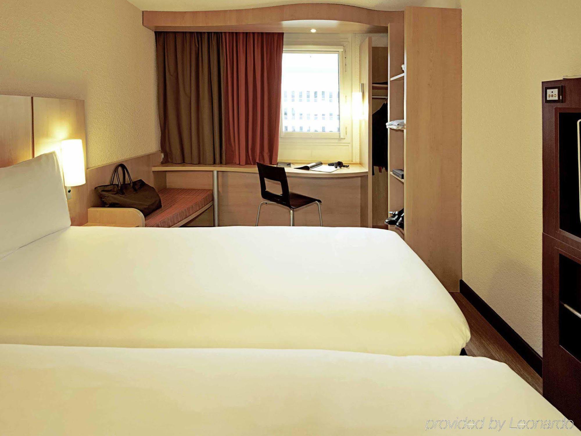 Ibis Chateau De Фонтенбло Экстерьер фото