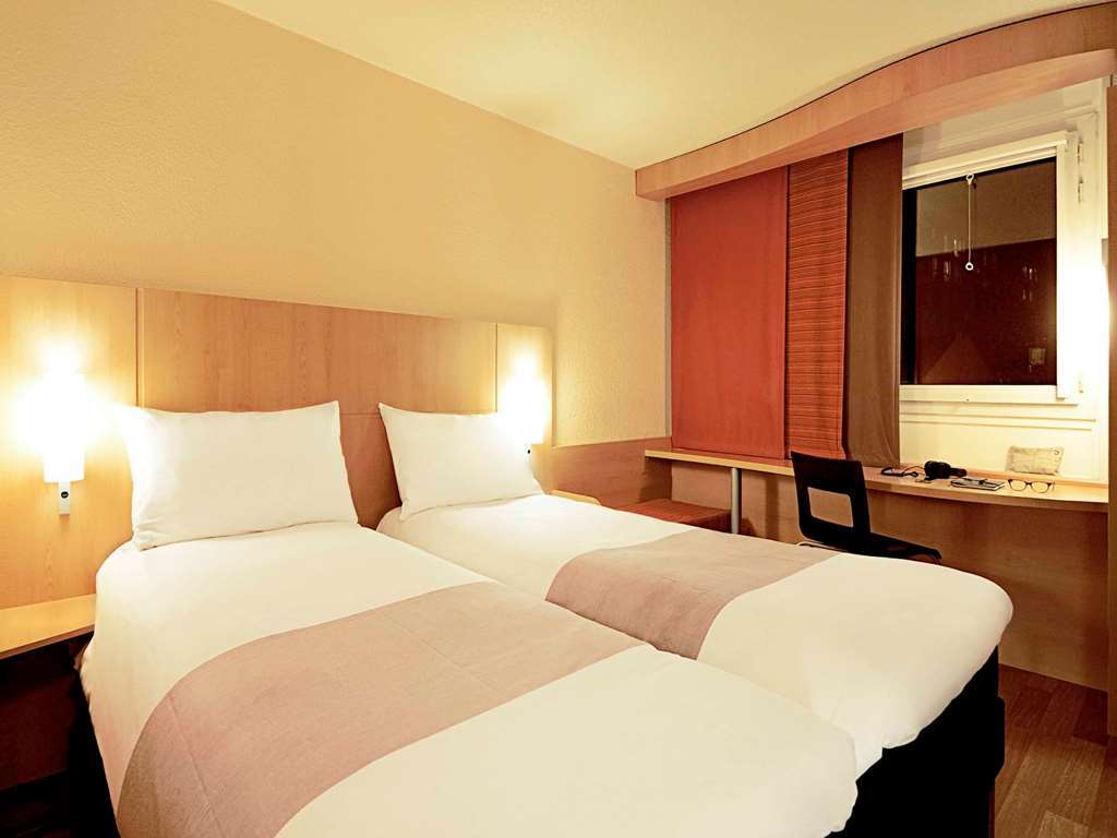 Ibis Chateau De Фонтенбло Номер фото