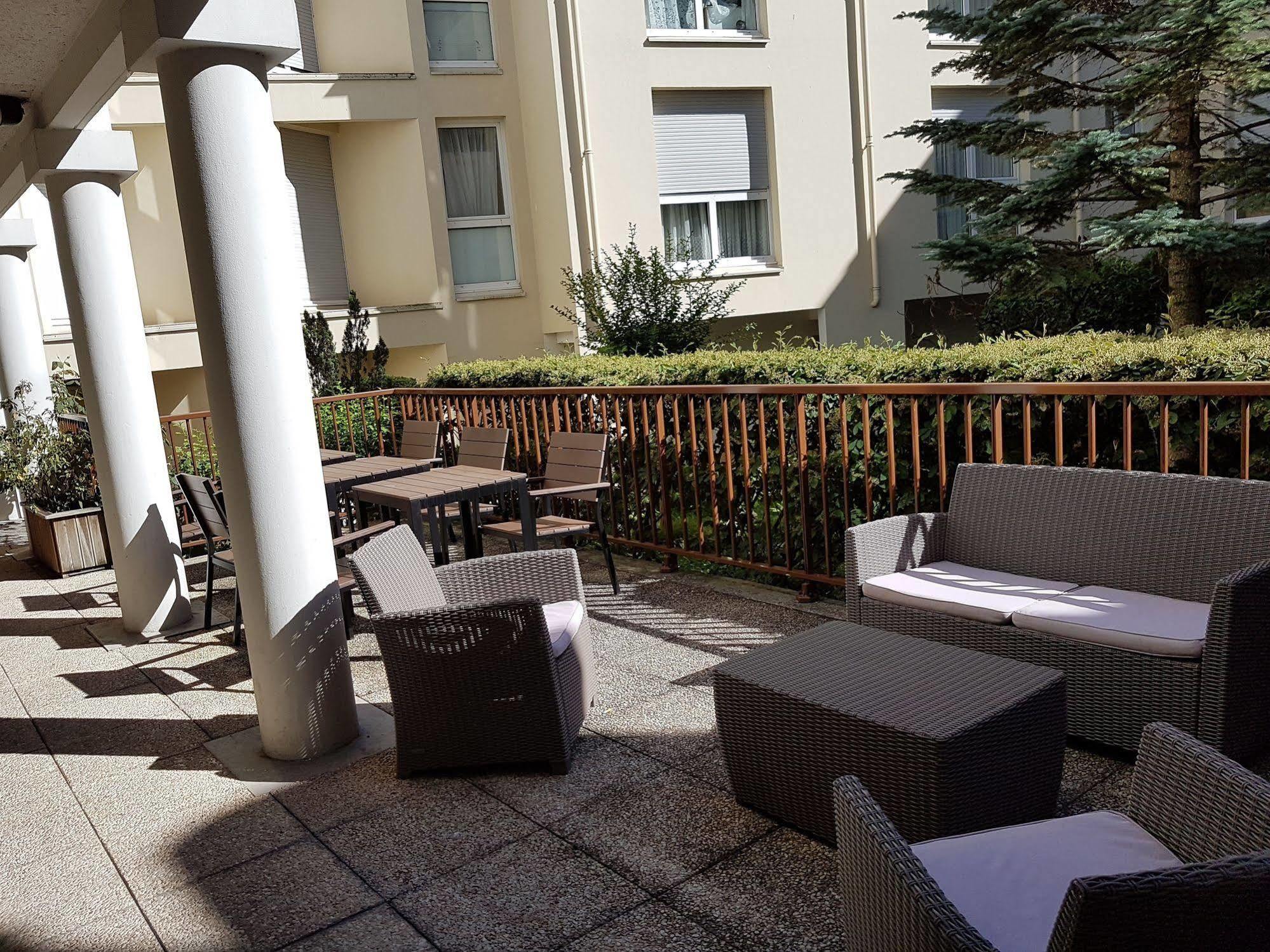 Ibis Chateau De Фонтенбло Экстерьер фото